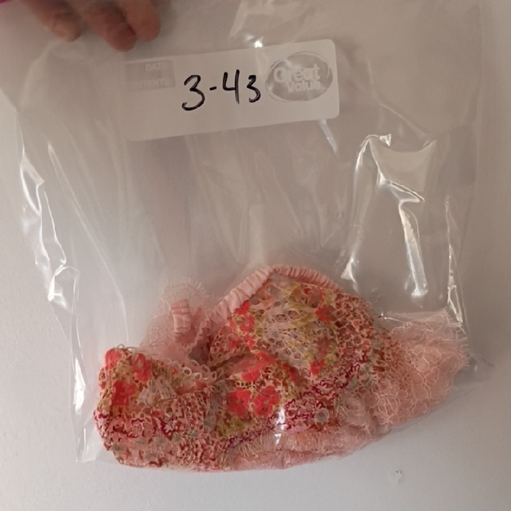 Victoria's Secret Bra Dream Angels pink/peach floral lace bralette SMALL - Picture 4 of 4